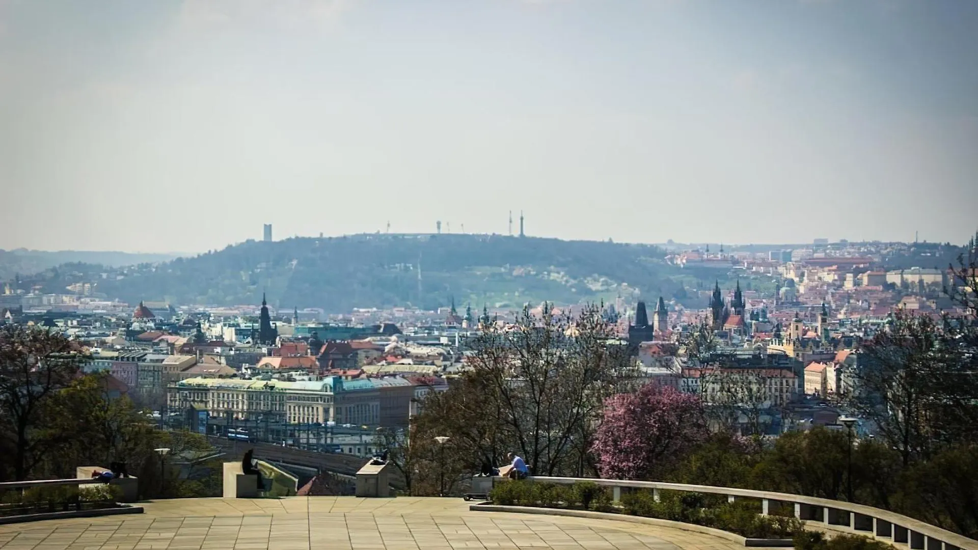 Bright Studio, 10Min Centre, Free Parking Prague Czech Republic